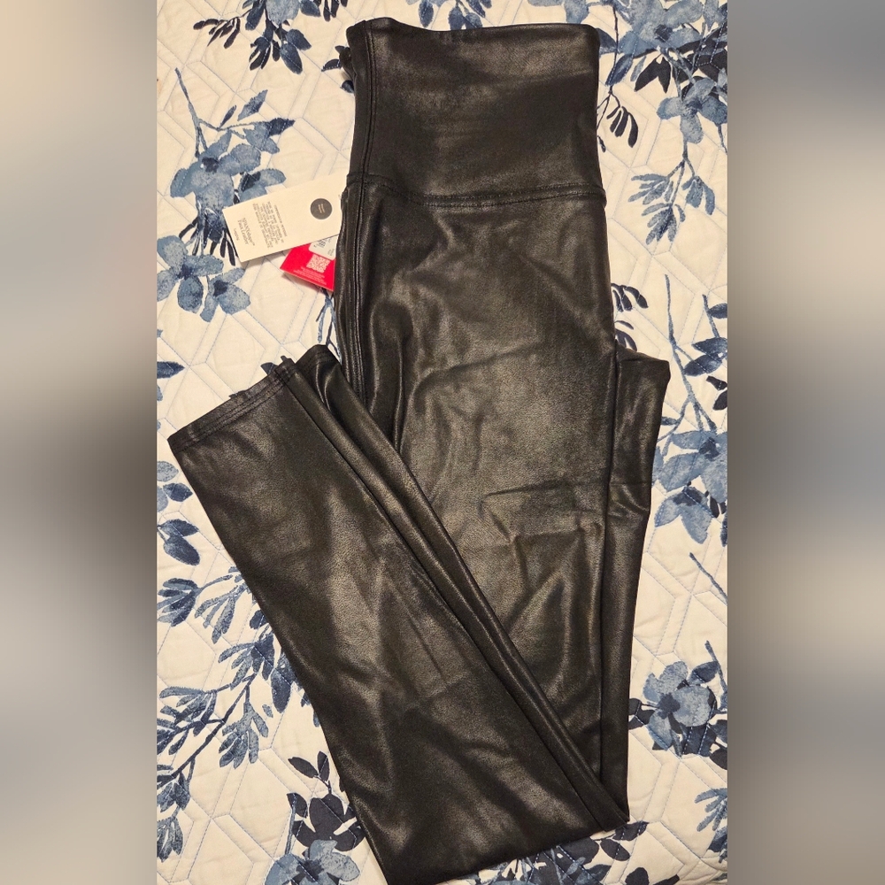 💋NWT SPANX Faux Leather Leggings Black High-Rise Shaping Pants Size Size Large - Picture 5 of 6